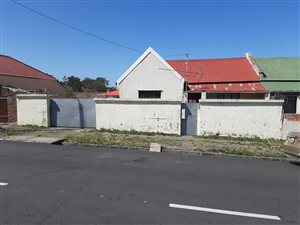 5 Bed House in Southernwood