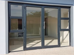 15 m² Commercial space in Garsfontein