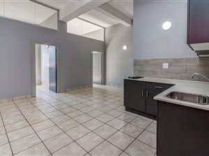 2 Bed Flat in Johannesburg Central
