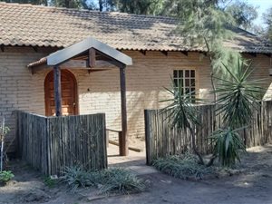2 Bed Garden Cottage in Timsrand AH