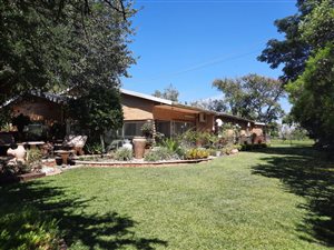 1.2 ha Farm in Pretoria North