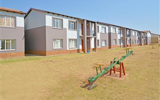 3 Bedroom Apartment in Protea Glen