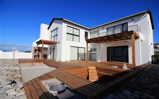 4 Bedroom House in Sandy Point