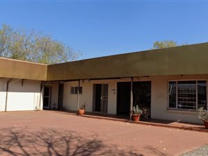 3064 m² Land available in Die Hoewes
