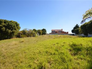 952 m² Land available in Upper Robberg
