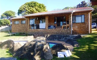 6 Bedroom House in Winklespruit