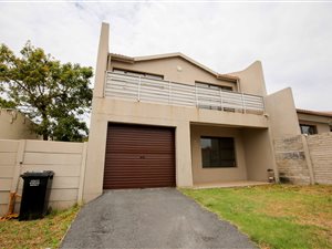 3 Bedroom Townhouse in Greenfields