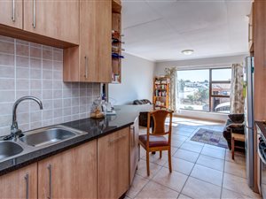 2 Bed Apartment in Fourways