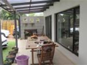 2 Bed House in Greenside