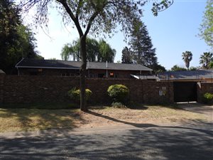 3 Bed House in Bromhof