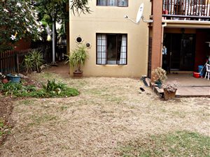 2 Bed Townhouse in Edenglen