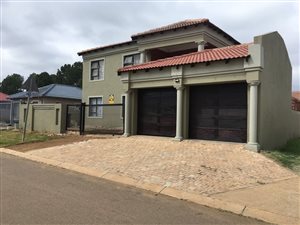 3 Bedroom House in Nellmapius