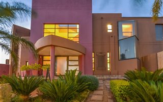 6 Bedroom House in Northcliff