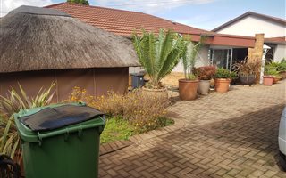 3 Bedroom House in Wannenburghoogte