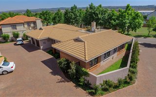 3 Bedroom Duplex in Six Fountains Estate
