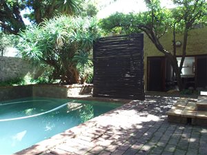 1 Bedroom Apartment in Parktown North