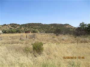 128000 m² Commercial space in Deales Gift
