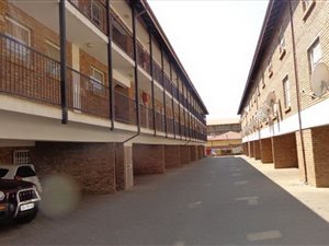 2 Bed Apartment in Kempton Park Central