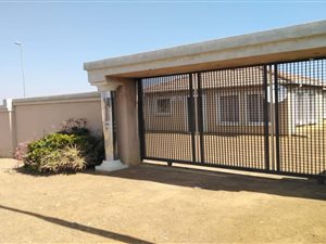 3 Bed House in Kibler Park