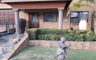 3 Bedroom House in Irene View Estate