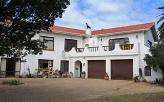 3 Bedroom House in Mossel Bay