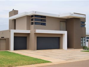 4 Bedroom House in Silverwoods Country Estate