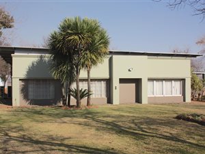 31 ha Farm in Hekpoort