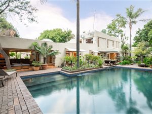 5 Bed House in Atholl