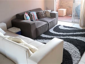 2 Bed Apartment in Zwartkop