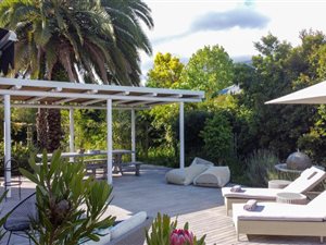 11 Bed House in Camphers Drift