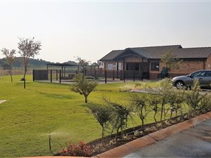 500 m² Land available in Derdepoort