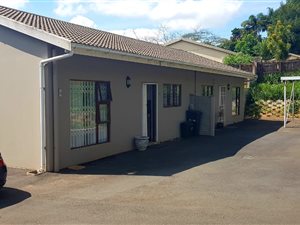 4 Bed House in Waterfall