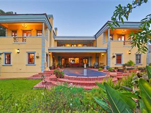 4 Bed House in Constantia