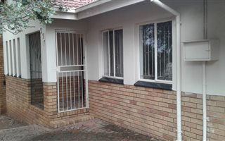 4 Bedroom House in Sinoville
