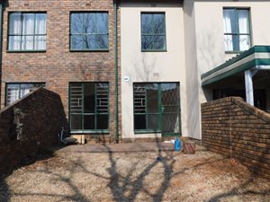 3 Bed Townhouse in Hennopspark
