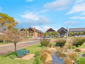 2 Bed House in Waterfall Hills Mature Lifestyle Estate