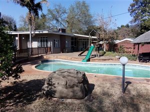 4 Bed House in Meyerspark