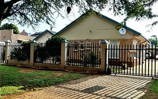 3 Bedroom House in Randpoort