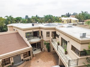 4 Bed House in Dowerglen