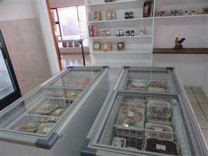 54 m² Retail Space in Dana Bay