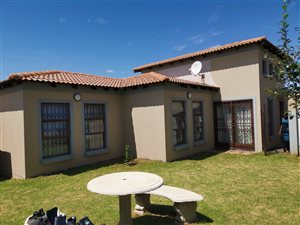 2 Bed House in Bergsig