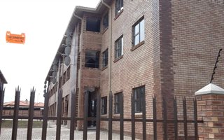 3 Bedroom Flat in Secunda