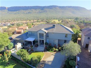 5 Bed House in Magalies Golf Estate