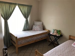 2 Bed Townhouse in Die Hoewes