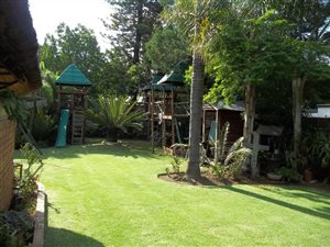 7 Bed House in East Lynne