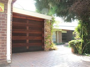 4 Bed House in Grimbeek Park