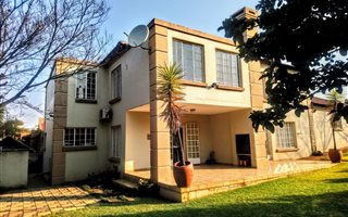 4 Bedroom House in Highveld
