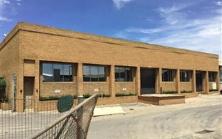 4400 m² Industrial space in Paarden Eiland