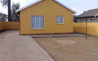 2 Bedroom House in Alveda