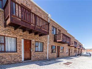 3 Bedroom Duplex in Sherwood and surrounds
